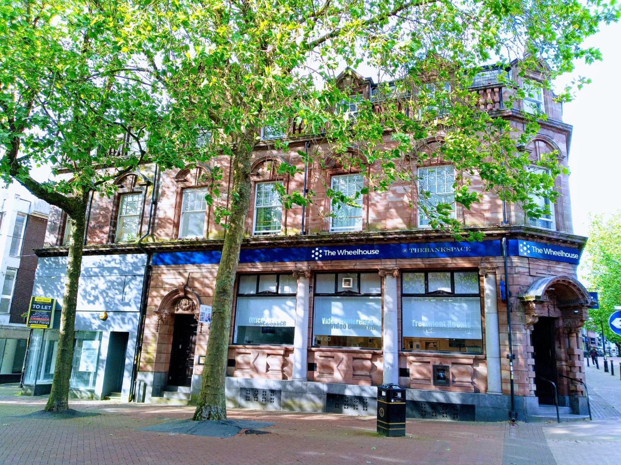Darwin Stays - Service Accommodation In Newcastle Under Lyme City Centre 外观 照片
