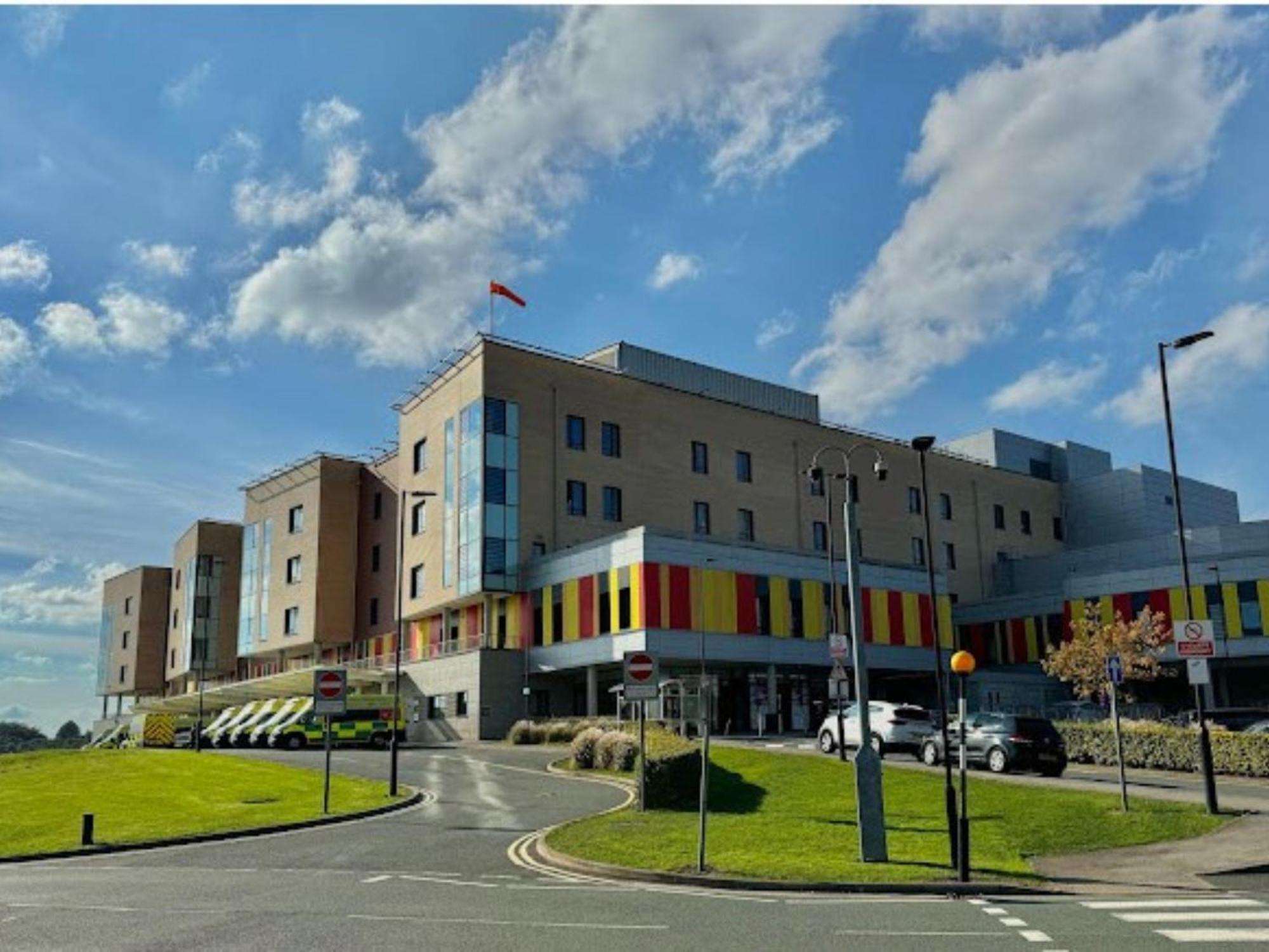 Darwin Stays - Service Accommodation In Newcastle Under Lyme City Centre 外观 照片