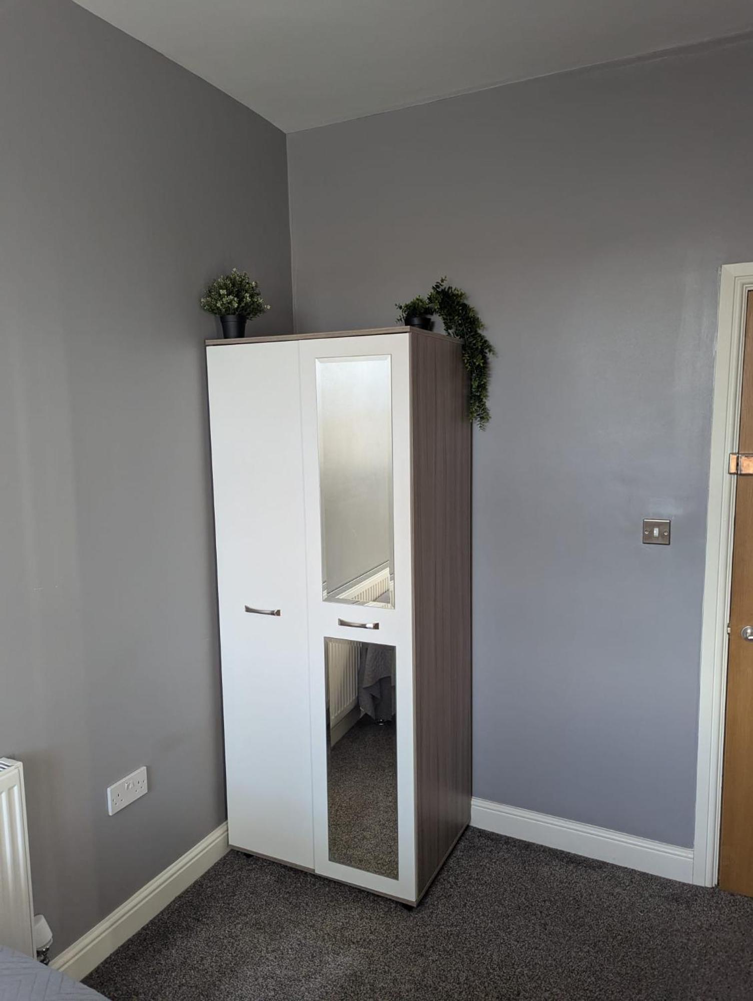 Darwin Stays - Service Accommodation In Newcastle Under Lyme City Centre 外观 照片